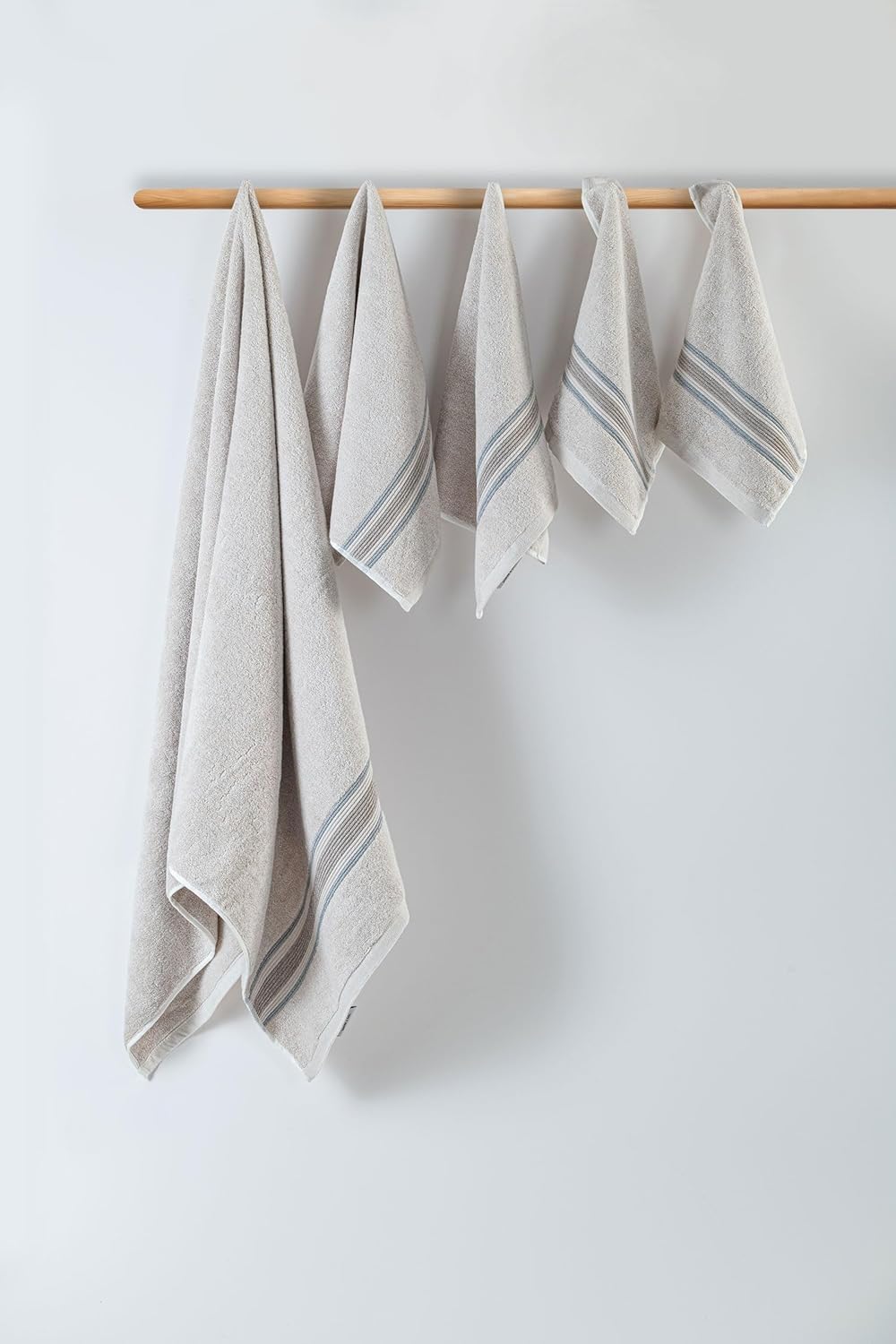 Super-Soft Water & Soil Hand Towel Set of 2|Luxurious Blend of Cotton & Bamboo Fiber Towel for Bathing|40X60 CM