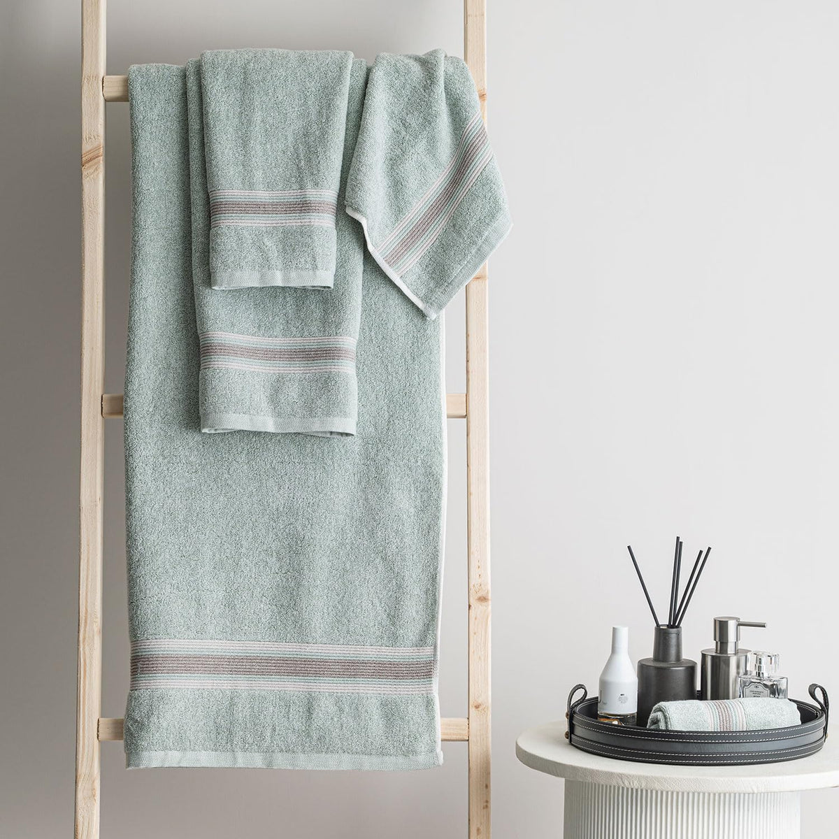 Super-Soft Water & Soil Bath Towel|Luxurious Blend of Cotton & Bamboo Fiber Towel for Bathing|75X150 CM