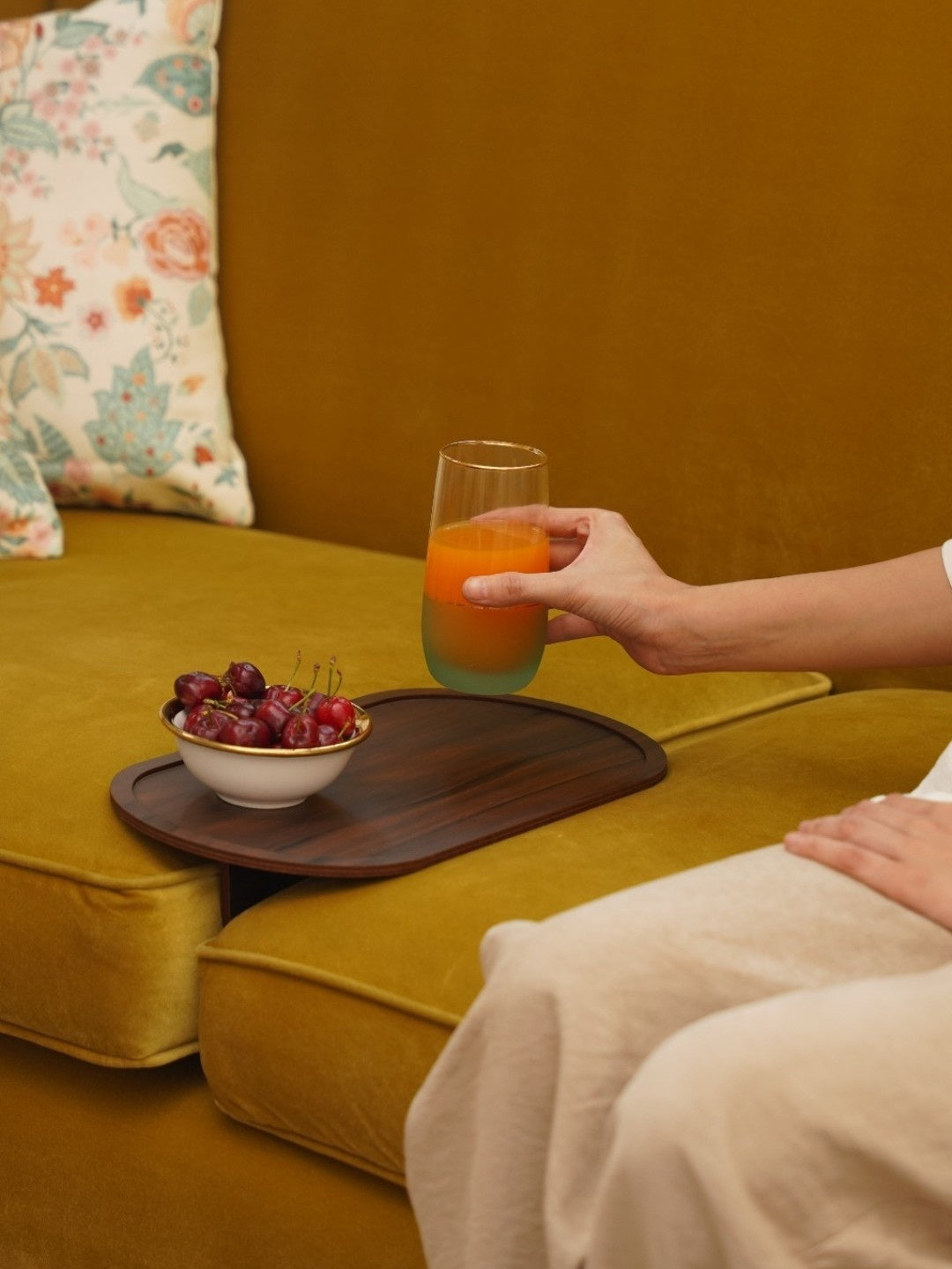 Contemporary Oval Sofa Tray