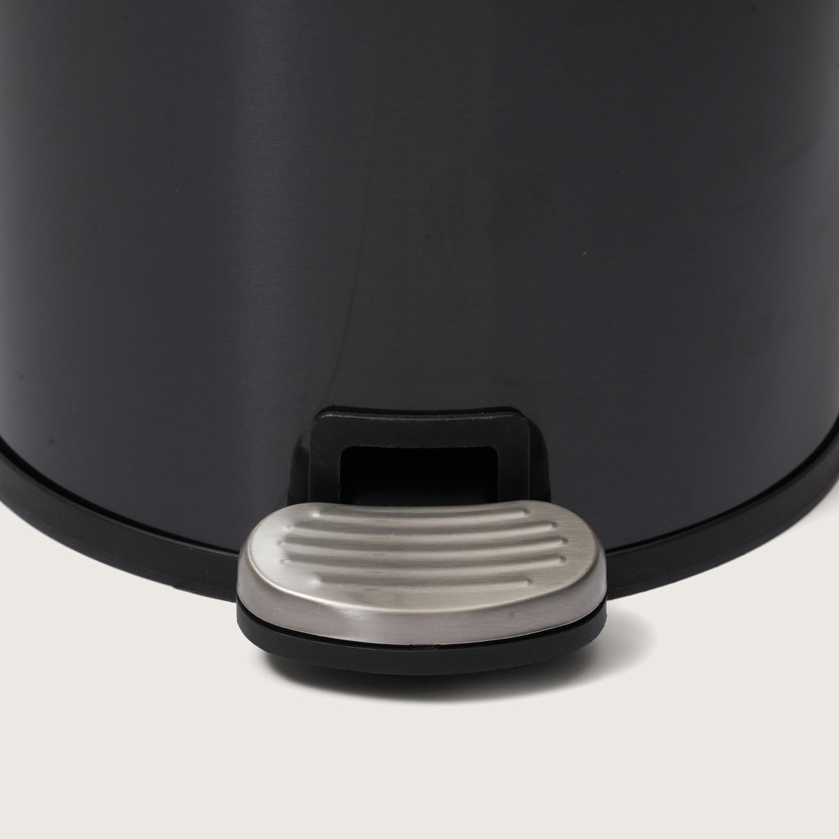 European Steel Pedal Dustbin - Black