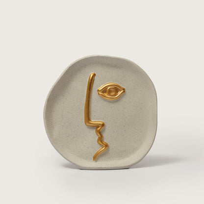 Minimalistic Faceline Vase
