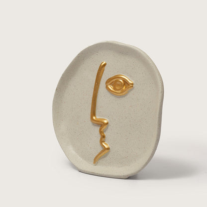 Minimalistic Faceline Vase