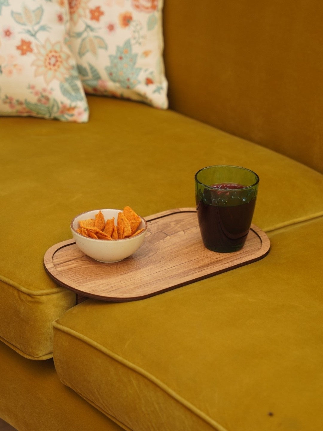 Contemporary Oval Sofa Tray